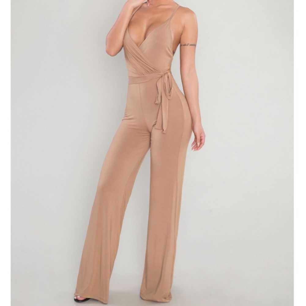 RUCHED BACK JUMPSUIT - CAMEL